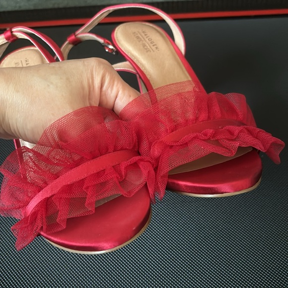 Red high heels - Picture 6 of 6